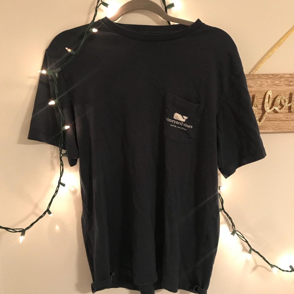 Vineyard Vines Navy Tee!